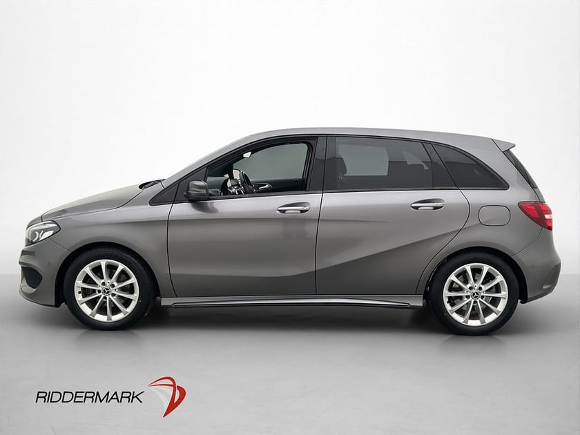 Bild 5 av Mercedes-Benz B 200 d 4MATIC AMG Night Pano Kamera Värmare