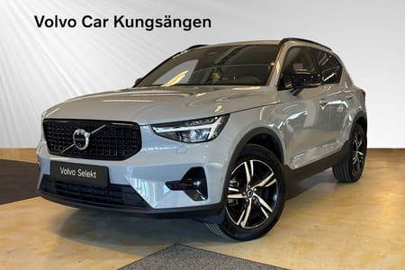 Volvo XC40 B3 FWD Bensin Plus Dark DRAGKROK