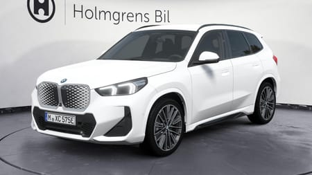 BMW iX1 xDrive30 M Sport Business Ed Drag HUD DA