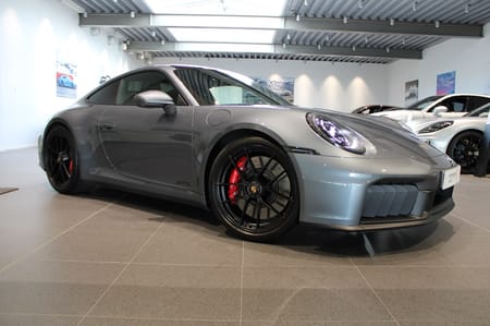 Porsche 911 Carrera GTS
