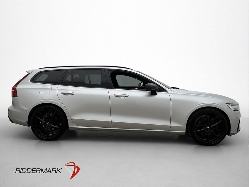 Bild 4 av Volvo V60 Recharge T6 AWD R-Design P-Värm Skinn Kamera Drag