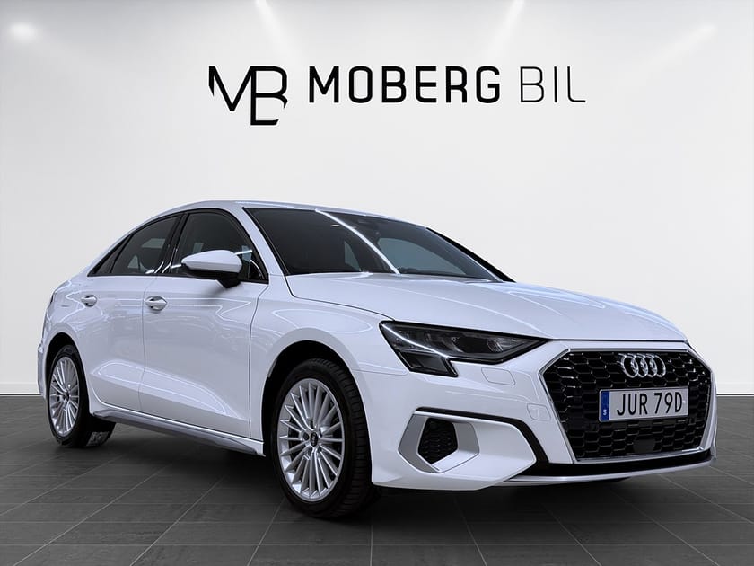 Bild 3 av Audi A3 Sedan 35 TFSI 150hk CarPlay B-Kamera Sportstolar