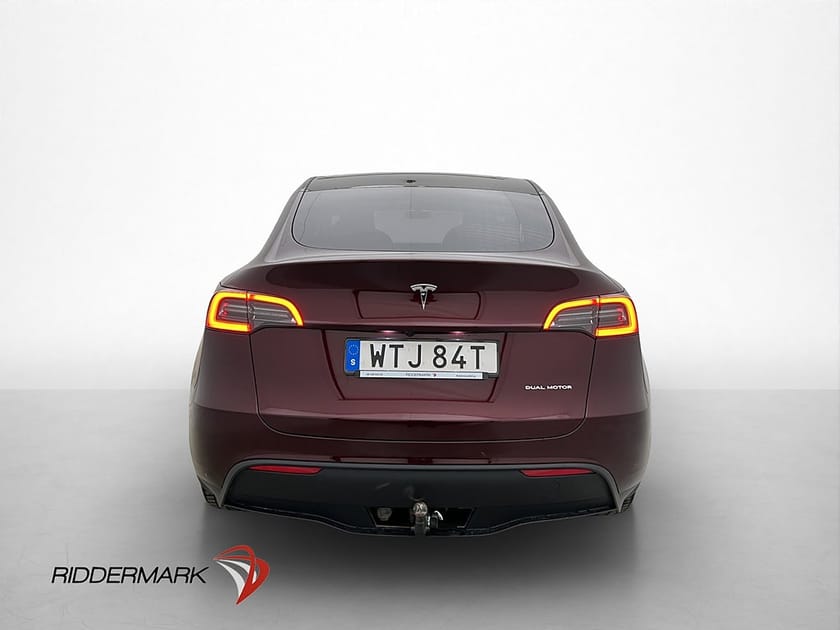 Bild 4 av Tesla Model Y Long Range AWD Drakrok Svensksåld MOMS