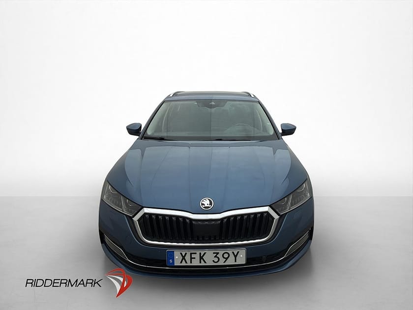 Bild 2 av Škoda Octavia Kombi Skoda 2.0 TDI 150hk Style Canton HUD Cockpit Drag