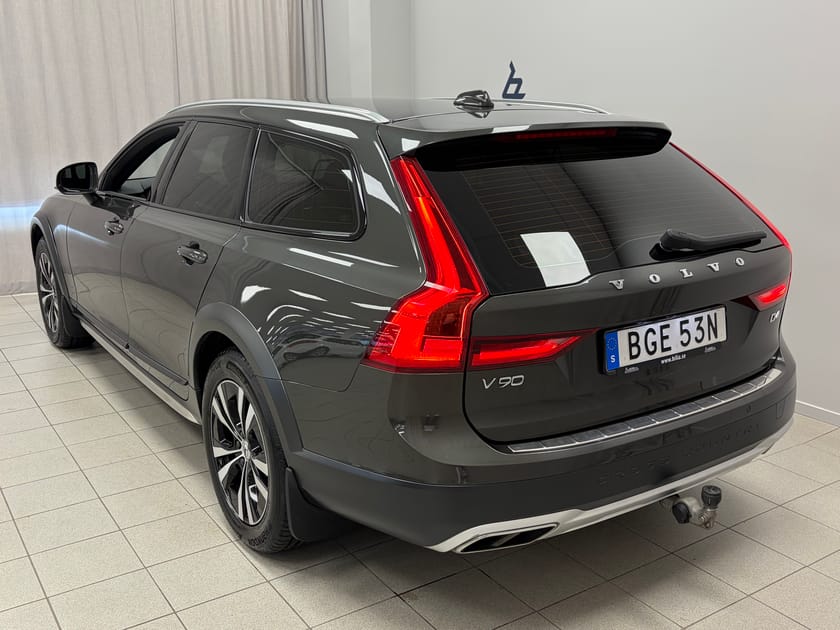 Bild 3 av Volvo V90 Cross Country D4 AWD Advanced SE II | Drag |