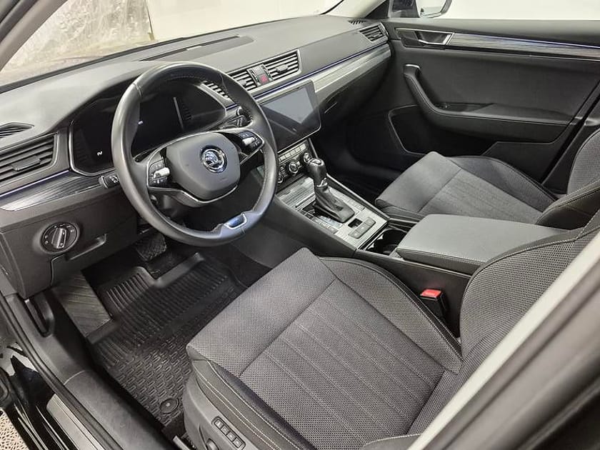 Bild 2 av Škoda Superb iV Kombi