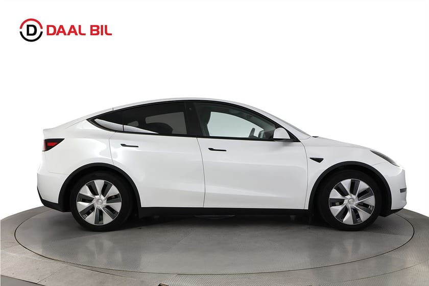 Bild 5 av Tesla Model Y Long Range AWD