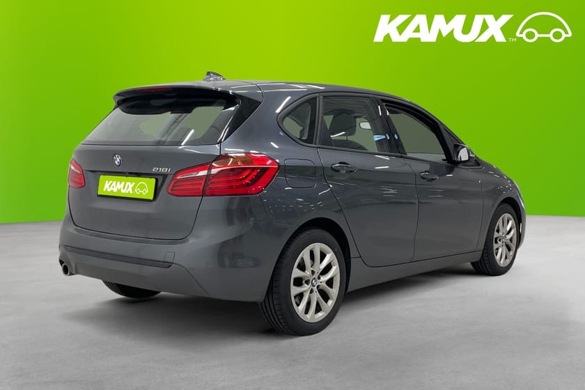 Bild 4 av BMW 218i Active Tourer DCT Sport Line Drag Backkamera 140hk