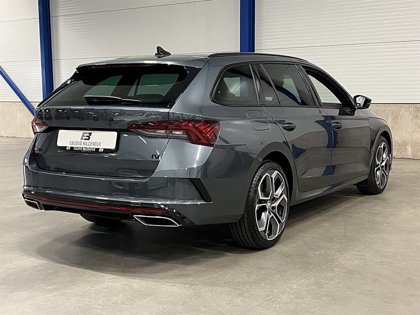 Bild 4 av Škoda Octavia Kombi RS iV Skoda DSG 245 HK / Canton / Matrix / Backkamera /
