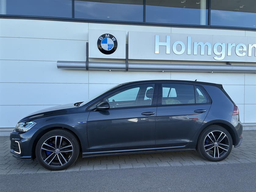 Bild 2 av Volkswagen Golf GTE 1.4 TSI Cockpit P-Värmare Adaptiv Fath. Sensorer