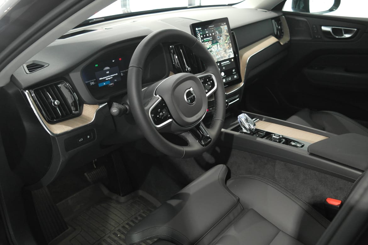 Volvo XC60 2026 - miniatyr 7