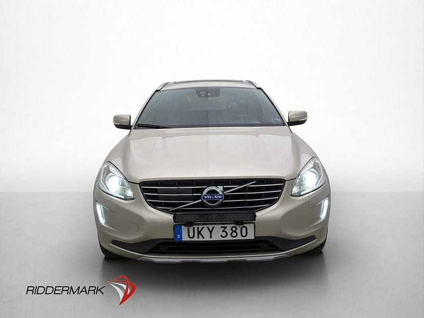 Bild 2 av Volvo XC60 D4 AWD 190hk Summum VOC Drag Pano Kamera