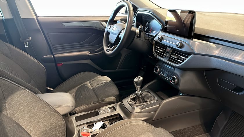 Bild 3 av Ford Focus Active Kombi 1.0 EcoBoost 125hk