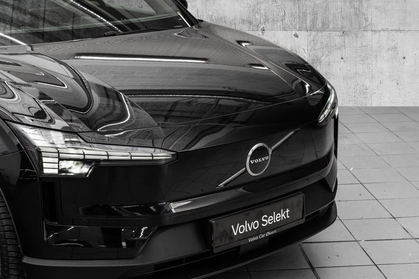 Bilde 2 av Volvo EX30 Twin Motor Performance