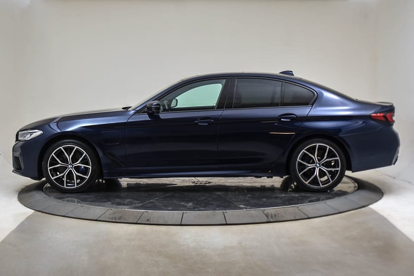 Bilde 3 av BMW 545e xDrive Sedan eDrive M Sport (K)
