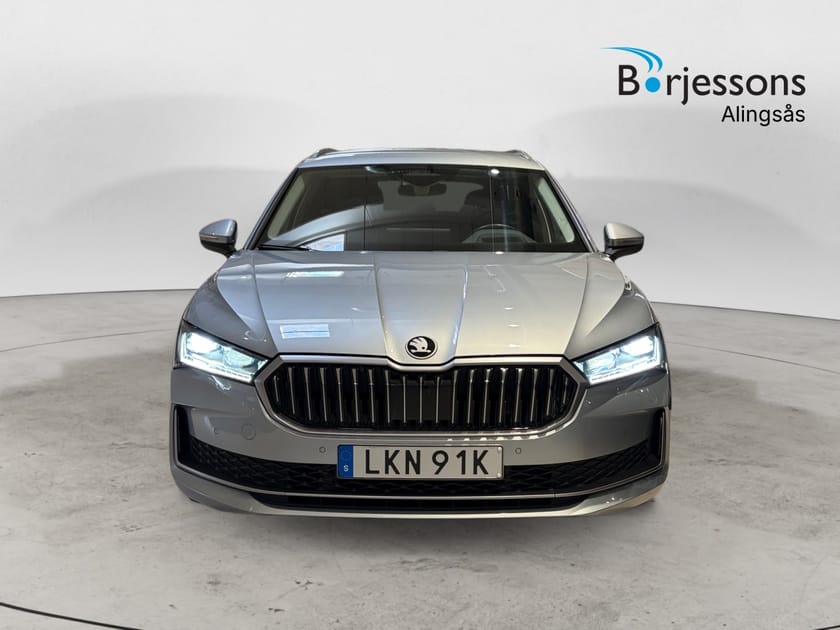 Bild 4 av Škoda Superb Kombi Selection TDI 4x4 193hk Drag/Värmare/HuD/