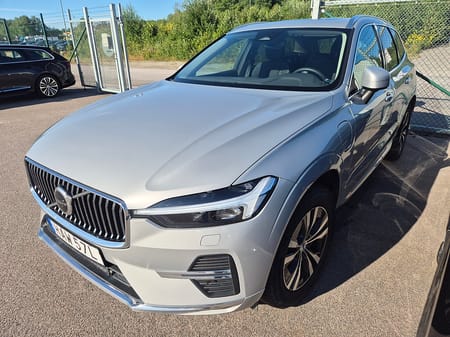 Volvo XC60 T6 Recharge Core Bright plug in AWD 350HK 4x4 Panorama