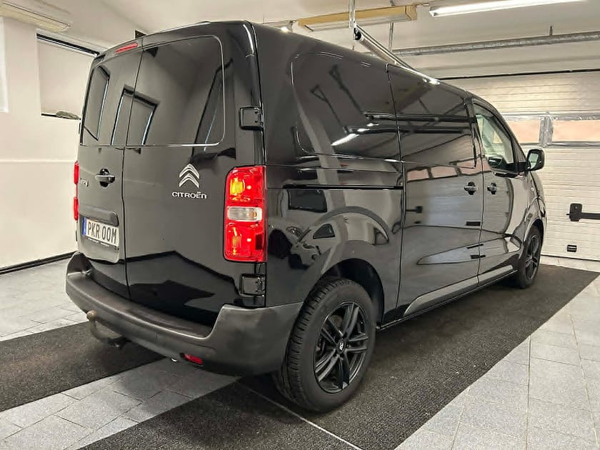 Bild 2 av Citroën Jumpy Van IP 2.0 BlueHDi 180 EAT 177 hk Drag S/V MOMS Värmare