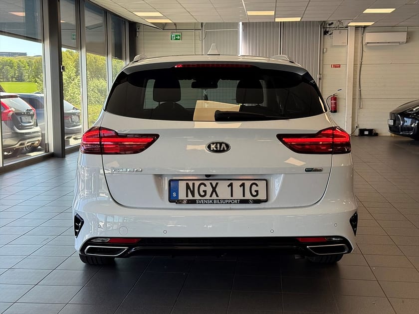 Bild 3 av Kia Ceed Sportswagon Plug-in Hybrid Kamera Carplay