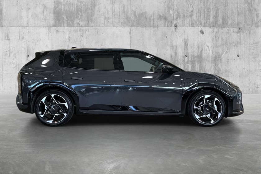 Bilde 4 av Kia EV4 Long Range GT Line Skinn/Navigasjon/Carplay/360 Kamera/H&K
