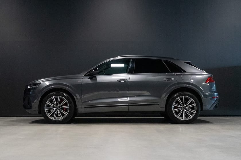 Bild 3 av Audi Q8 60 TFSI e quattro S-Line 462hk