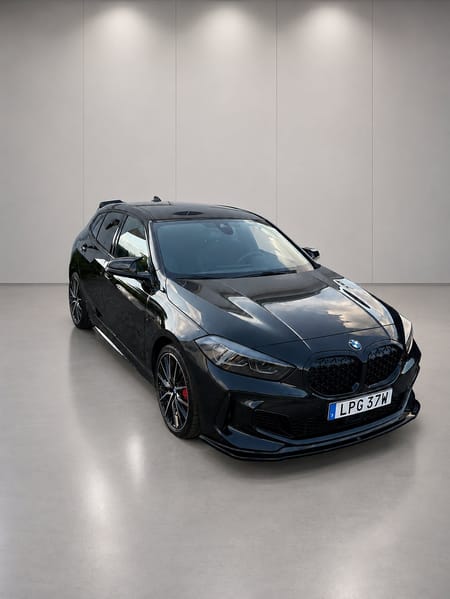 BMW M135i xDrive M Sport / Miltec / H&K / Kamera / Stop&Go / 19"