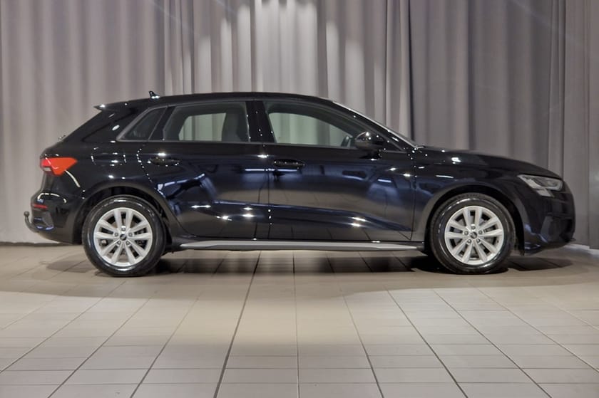 Bild 4 av Audi A3 Sportback 35 TFSI PROLINE / / 150 HK / *Dragkrok
