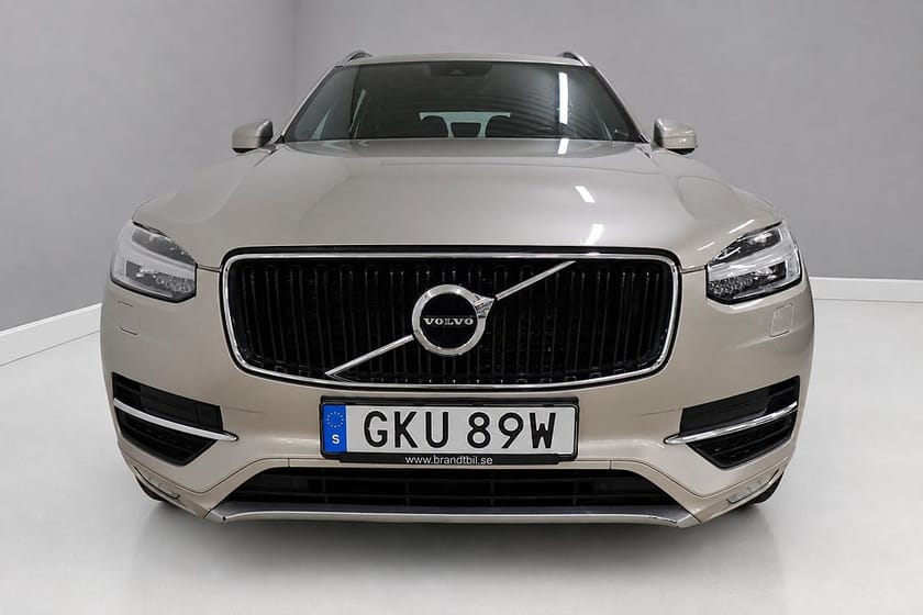Bild 3 av Volvo XC90 7-Sits D5 AWD Momentum Drag Skinn Kamera D-Värmare