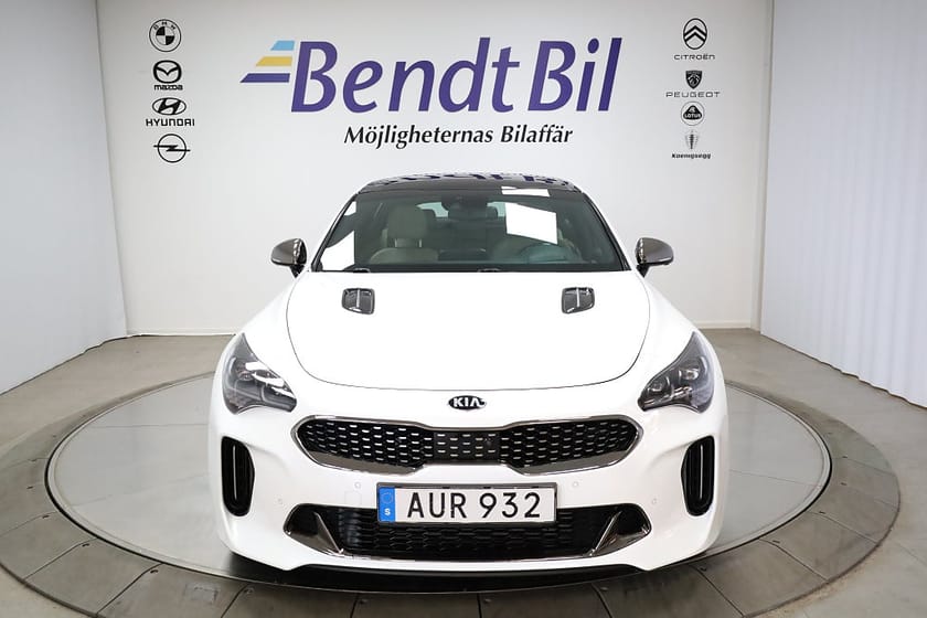 Bild 2 av Kia Stinger GT AWD 3.3 V6/ Taklucka/ 360 kamera