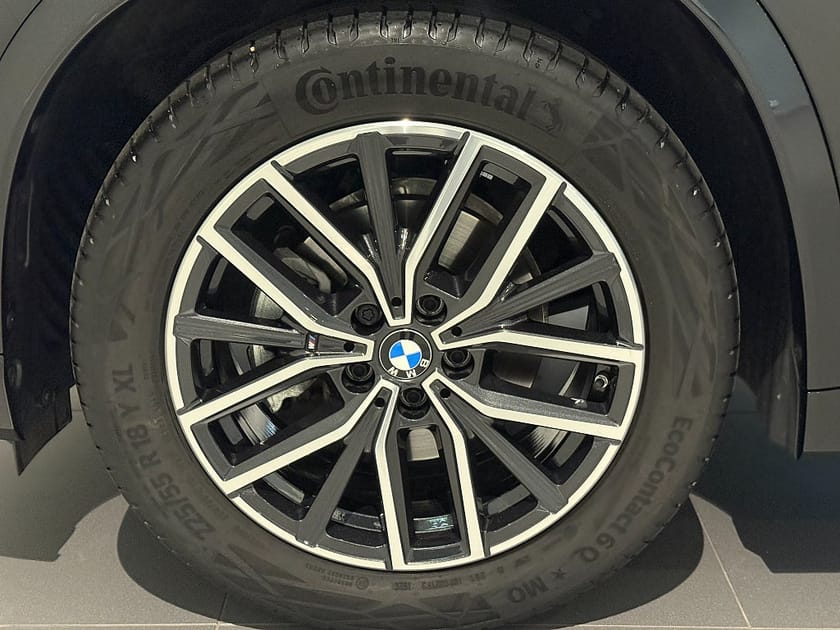 Bild 5 av BMW X1 sDrive18i M Sport Drag Adpt Farth H/K Elstol m minne