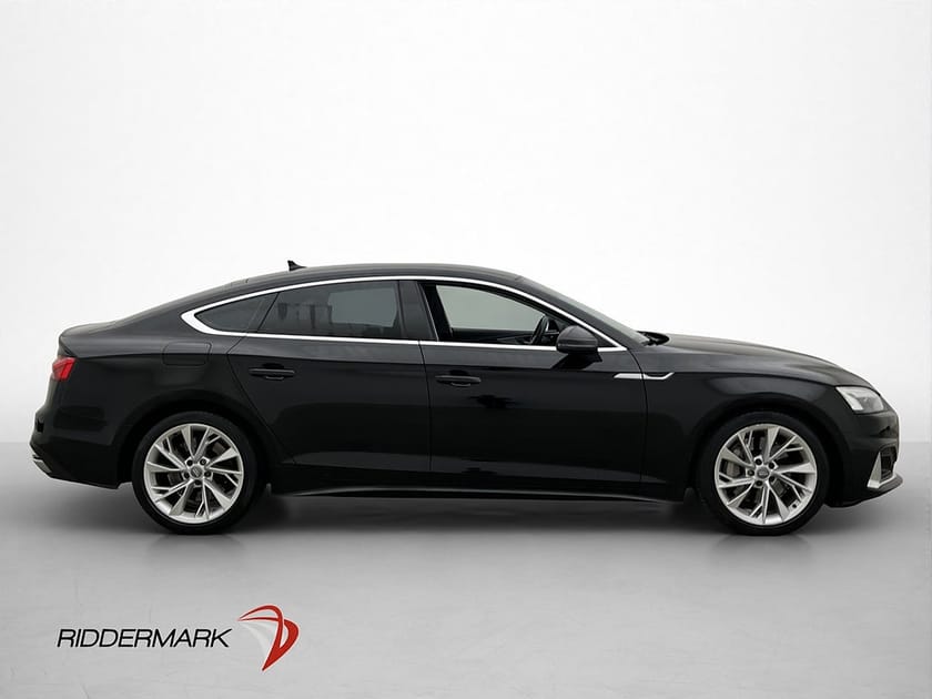 Bild 4 av Audi A5 Sportback 45 TFSI quattro Q Proline Värmare Drag Kamera