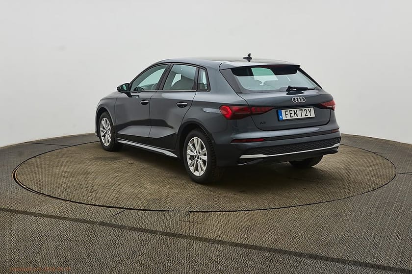 Bild 3 av Audi A3 Sportback 35 TFSI S Tronic Proline Adv sonos kamera