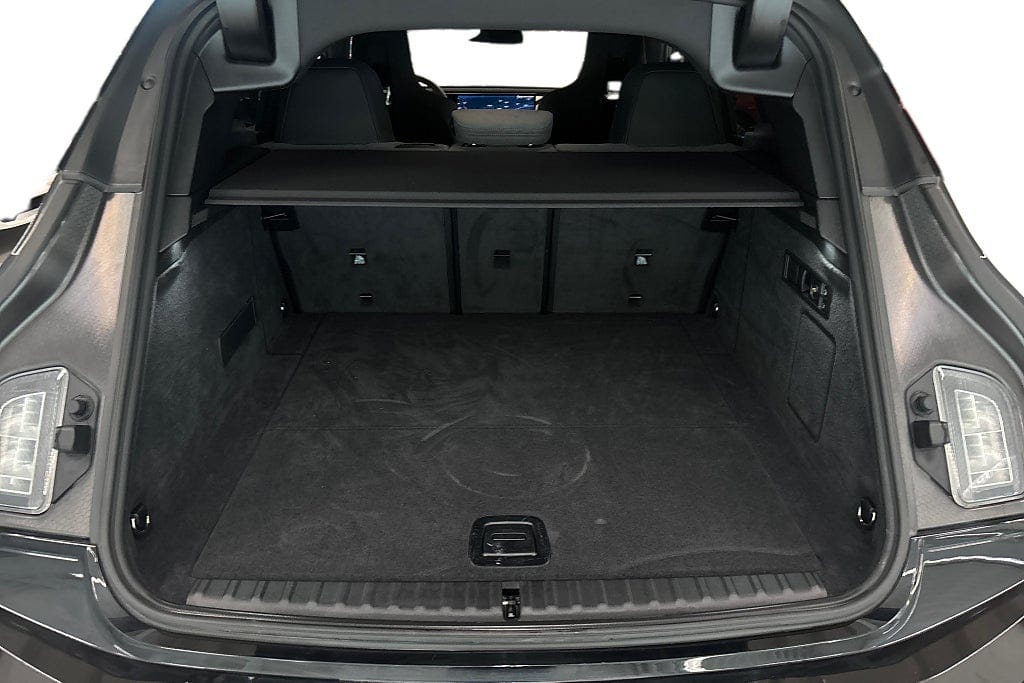 BMW iX xDrive60, 544ps, 2025