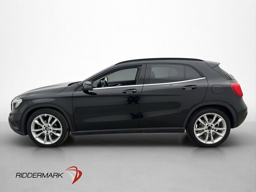 Bild 5 av Mercedes-Benz GLA 220 CDI 4MATIC 4M Panorama Värmare Kamera Skinn Drag