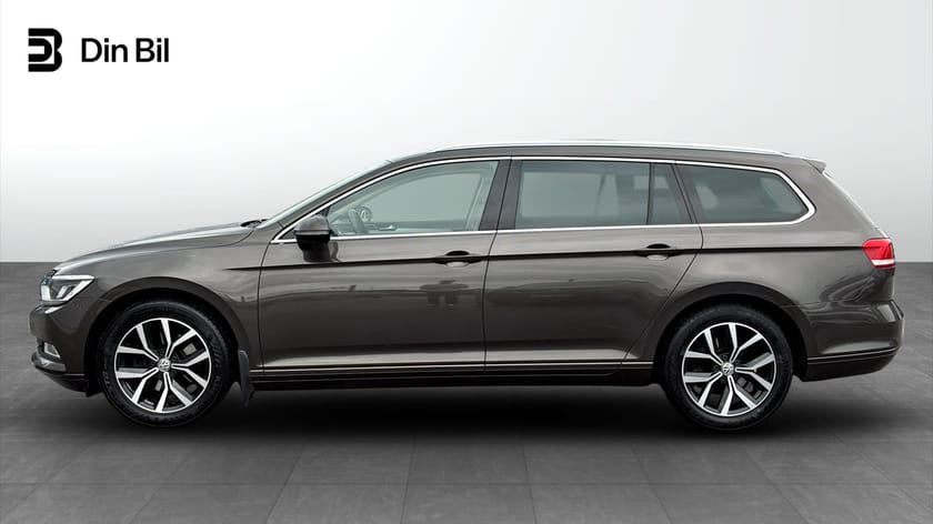Bild 2 av Volkswagen Passat Sportscombi Variant 1.4 TSI 150HK Executive business B-kamera