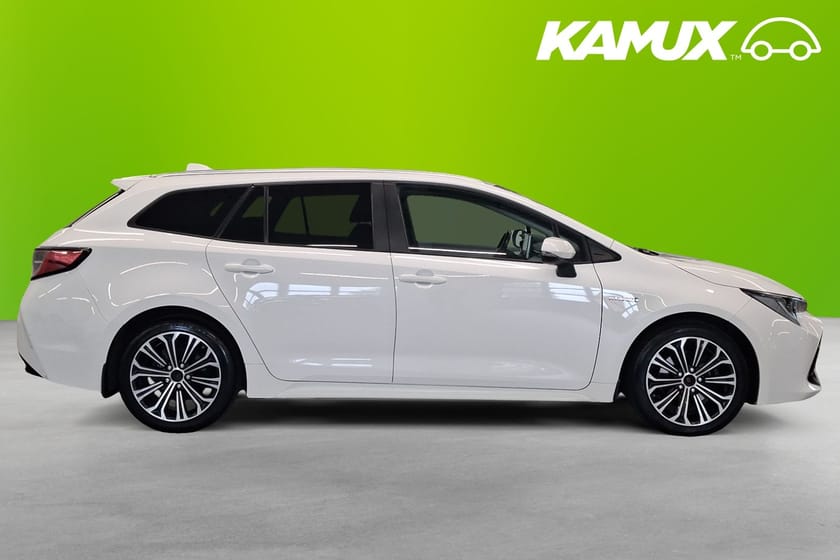 Bild 2 av Toyota Corolla Touring Sports Hybrid e-CVT 184hk Backkamera Adaptiv farthållare