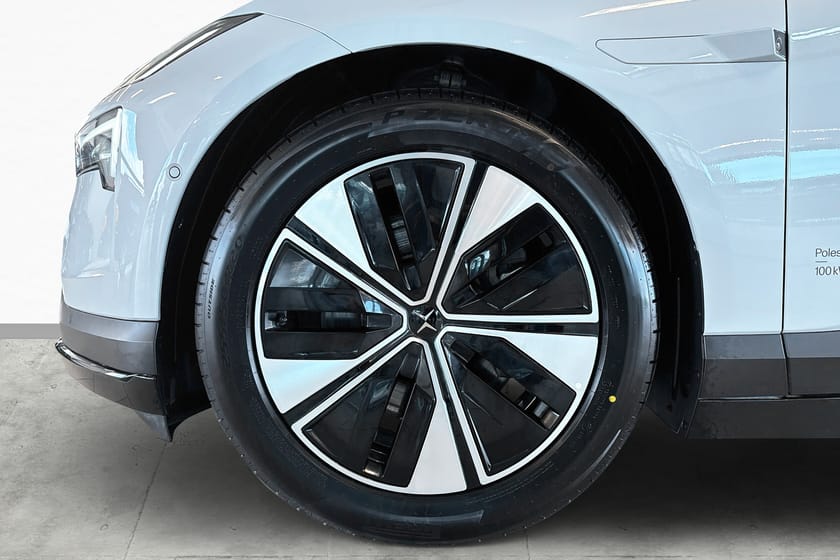 Bild 5 av Polestar 4 Long Range Dual Motor Plus Panorama HUD 360Kam