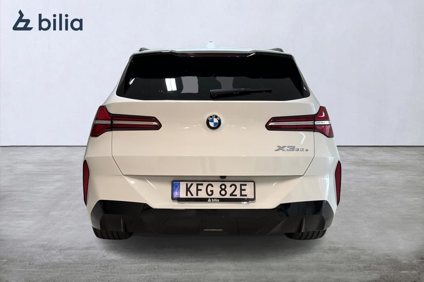 Bild 4 av BMW X3 30e xDrive M Sport / H/K / Drag / Adaptiv / 360 Kamera / Elstolar