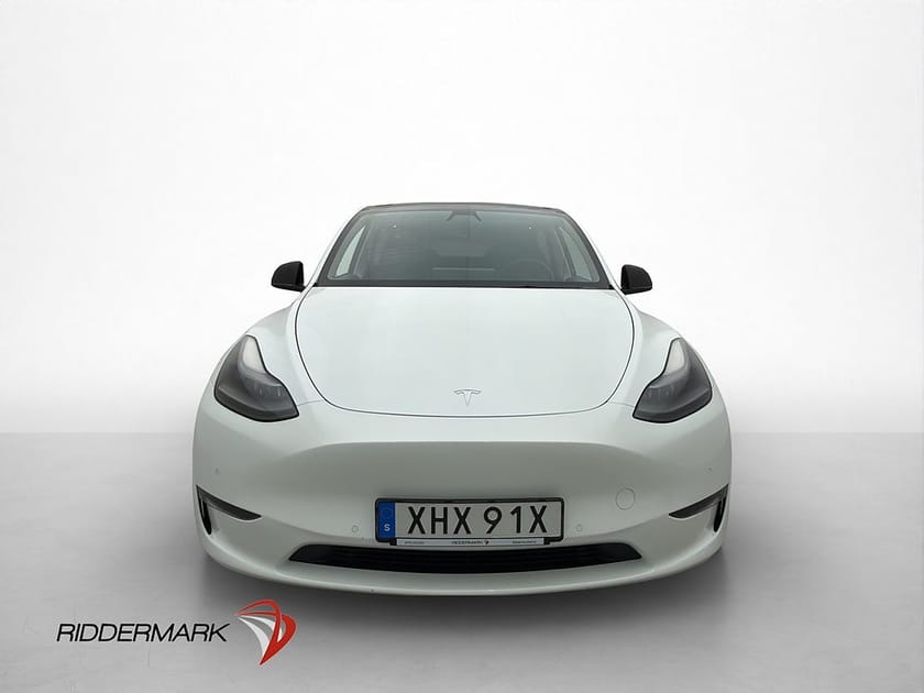 Bild 3 av Tesla Model Y Long Range AWD Drag Värmepump Matrix Autopilot
