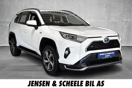 Toyota RAV4 Plug-in Hybrid AWD. DAB, USB, R-Kamera, Adaptiv cruisekontroll.