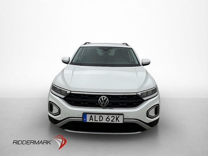 Bild 2 av Volkswagen T-Roc 1.5 TSI 150hk Cockpit Kamera CarPlay