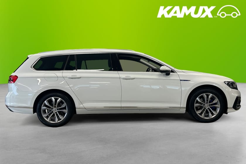 Bild 2 av Volkswagen Passat Sportscombi GTE 1.4 TSI  Plug-In Hybrid Kamera Alcantara Värmare Drag