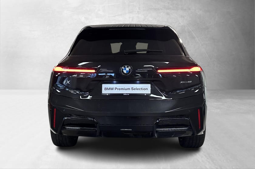 Bilde 4 av BMW iX xDrive60 Supercharged,B&W,Luft,skinn
