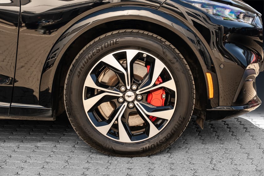 Bilde 5 av Ford Mustang Mach-E Long Range AWD Range|Topputstyrt|