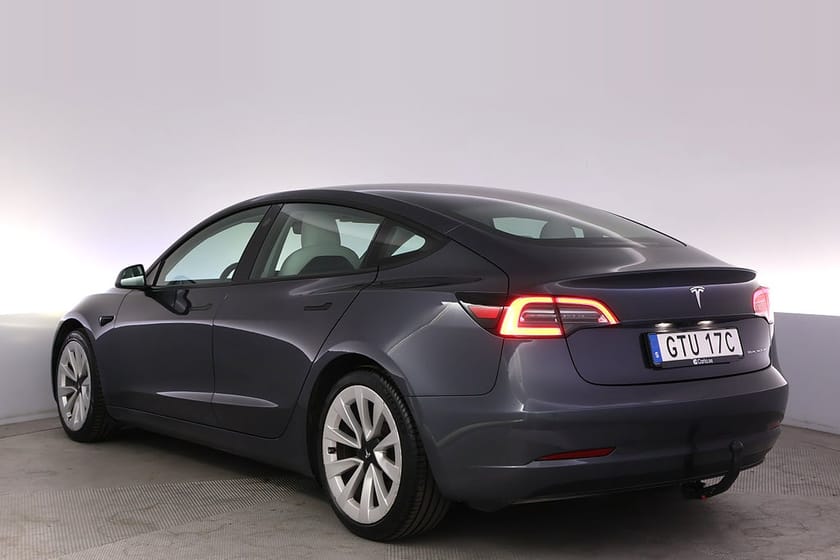 Bild 4 av Tesla Model 3 Long Range AWD Refresh Autopilot 19" Pano Drag