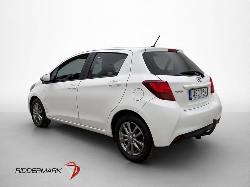 Bild 5 av Toyota Yaris 1.33 Dual VVT-i 99hk Active Backkamera Dragkrok