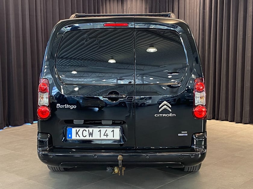 Bild 2 av Citroën Berlingo Van L2 Lång / Automat / Inredning / Drag/ Ny kamrem