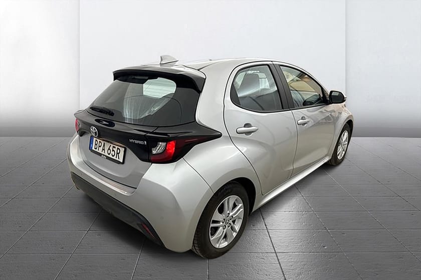 Bild 5 av Toyota Yaris Hybrid Aut Rattvärme Kamera 116hk