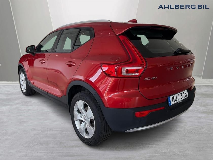 Bild 3 av Volvo XC40 T3 FWD aut Momentum Advanced Edt, Klimatpaket, Parkeringssensor fram/bak, Keyless Entry and Start