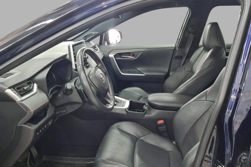 Bilde 4 av Toyota RAV4 Plug-in Hybrid Executive BiTone - Skinn - LED - Hengerfeste